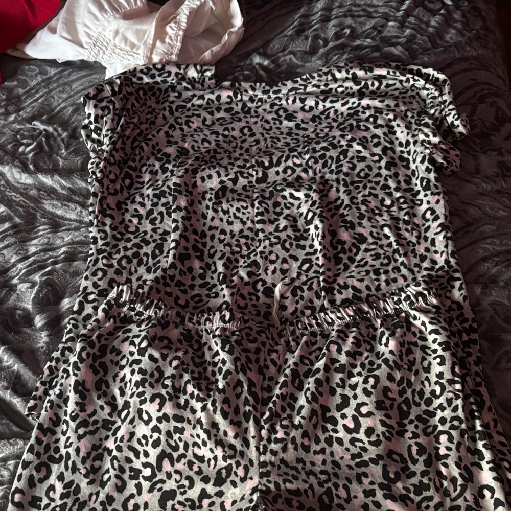Leopard Print pajama set in Light Pink and Black